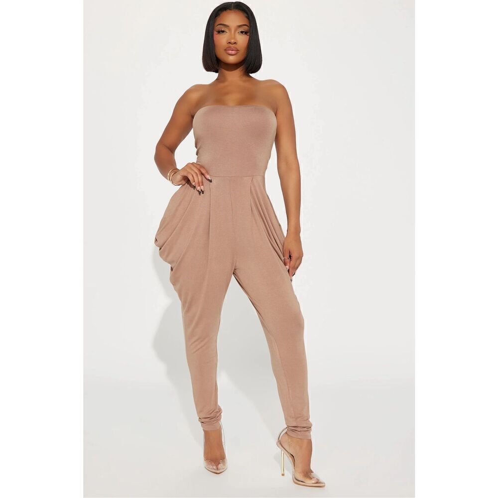 Heart & Hips Taupe Strapless Harem Jumpsuit Women’s Medium Stretch One-Piece